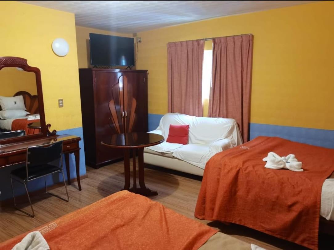 Hotel Real Tlaxcala Экстерьер фото