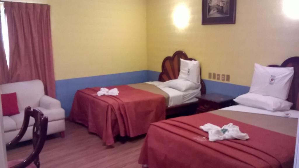 Hotel Real Tlaxcala Экстерьер фото